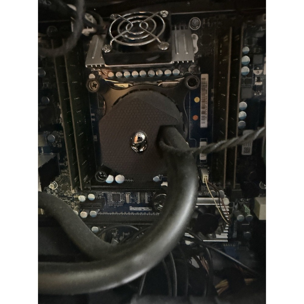 Alienware Tower As Shown In Pictures Not Tested - Picture 5 of 16